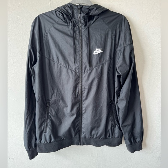 NIKE Windbreaker Medium - Picture 1 of 4